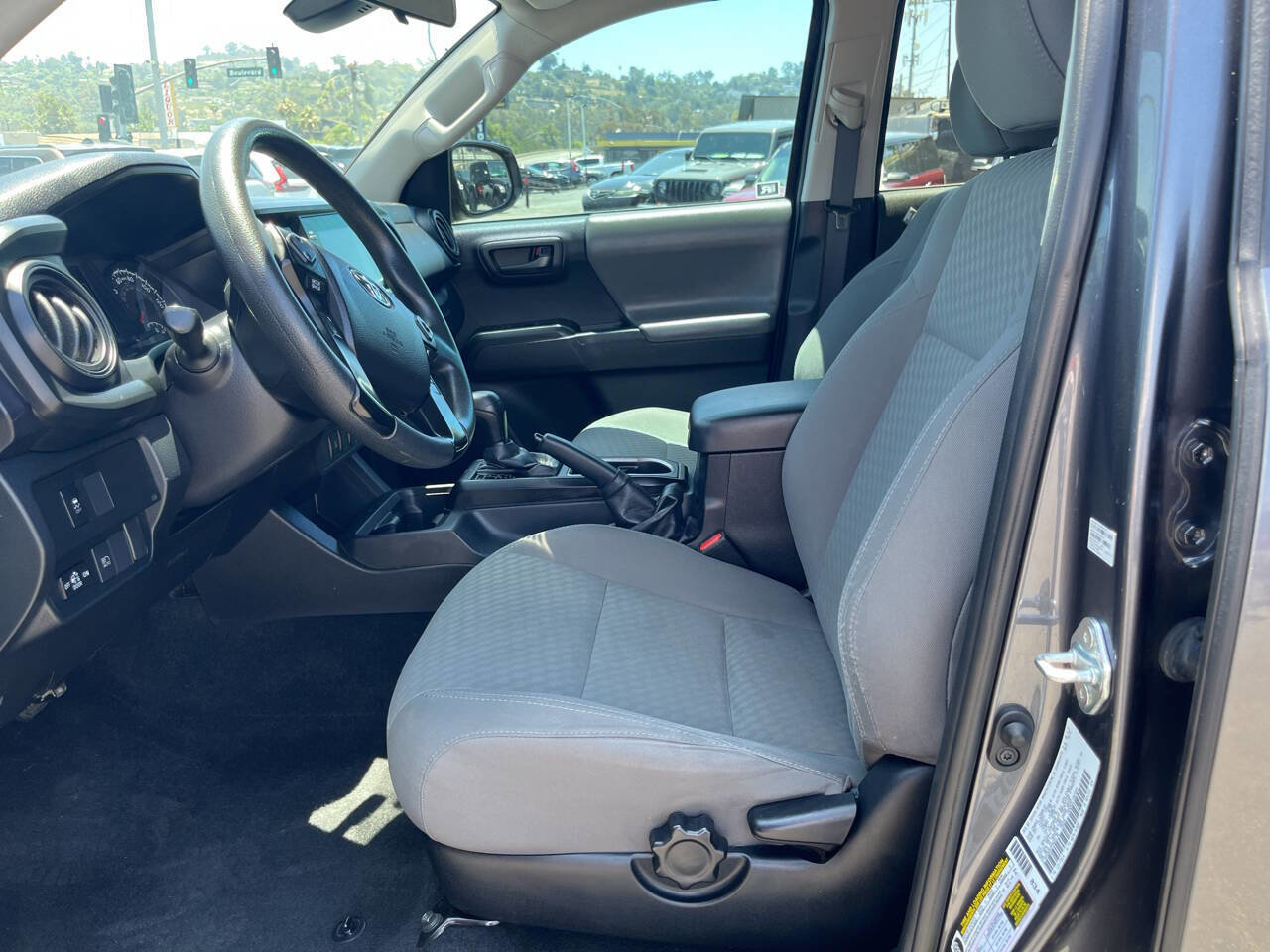 Used 2022 Toyota Tacoma SR image 14