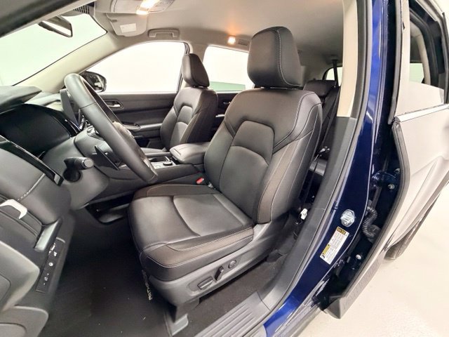 Used 2026 Nissan Pathfinder SL AWD/4WD image 7