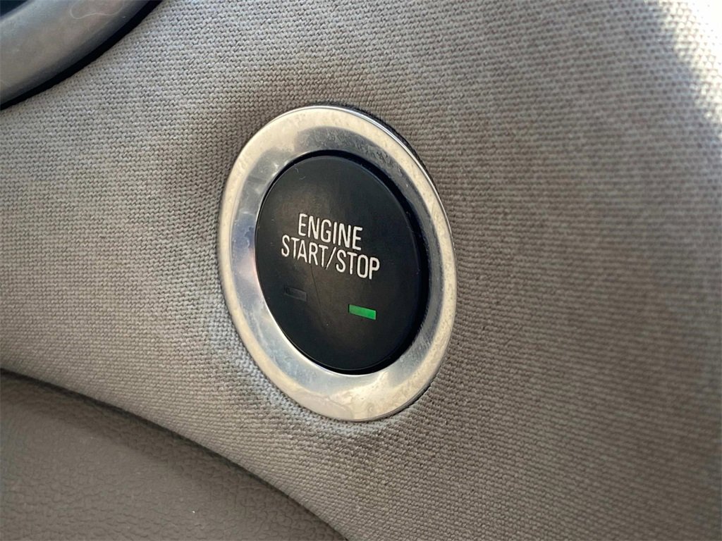 Used 2022 Chevrolet Malibu LT image 28