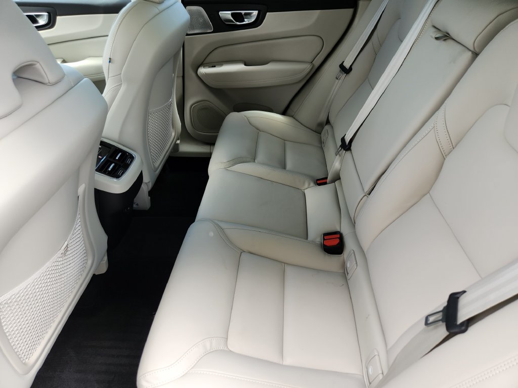 New 2026 Volvo XC60 B5 Ultra w/ Climate Package AWD/4WD image 19