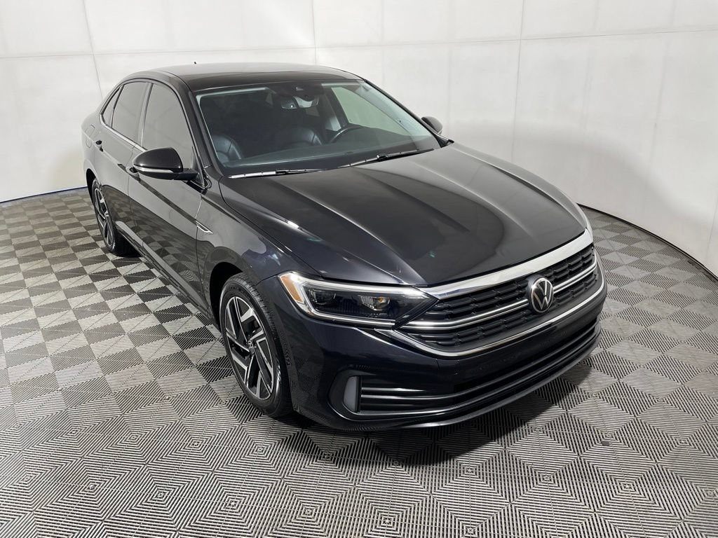Used 2023 Volkswagen Jetta SEL