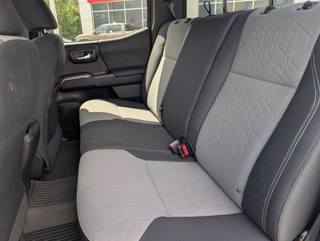 Used 2021 Toyota Tacoma TRD Sport RWD image 30