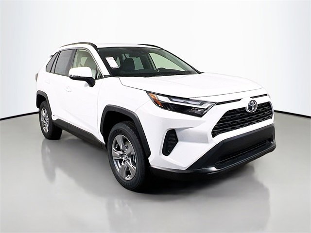 New 2025 Toyota RAV4 XLE