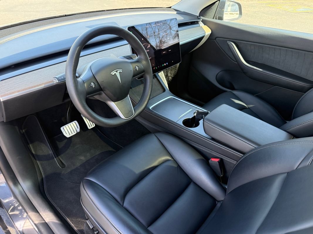 Used 2022 Tesla Model Y Performance image 21