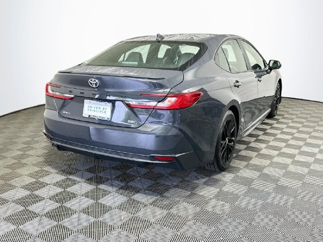 Certified 2025 Toyota Camry SE FWD image 9
