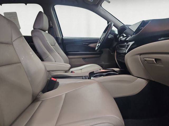 Used 2022 Honda Pilot Touring image 15