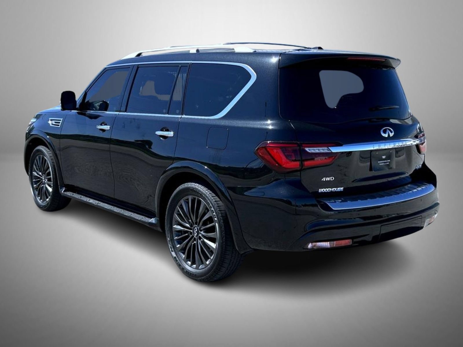 Used 2024 INFINITI QX80 Sensory w/ Cargo Package AWD/4WD image 7