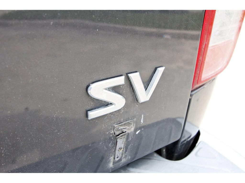 Used 2015 Nissan Frontier SV RWD image 8