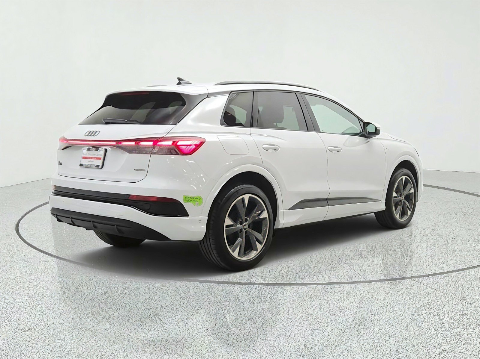 Used 2023 Audi Q4 e-tron Premium Plus w/ Premium Plus AWD/4WD image 5