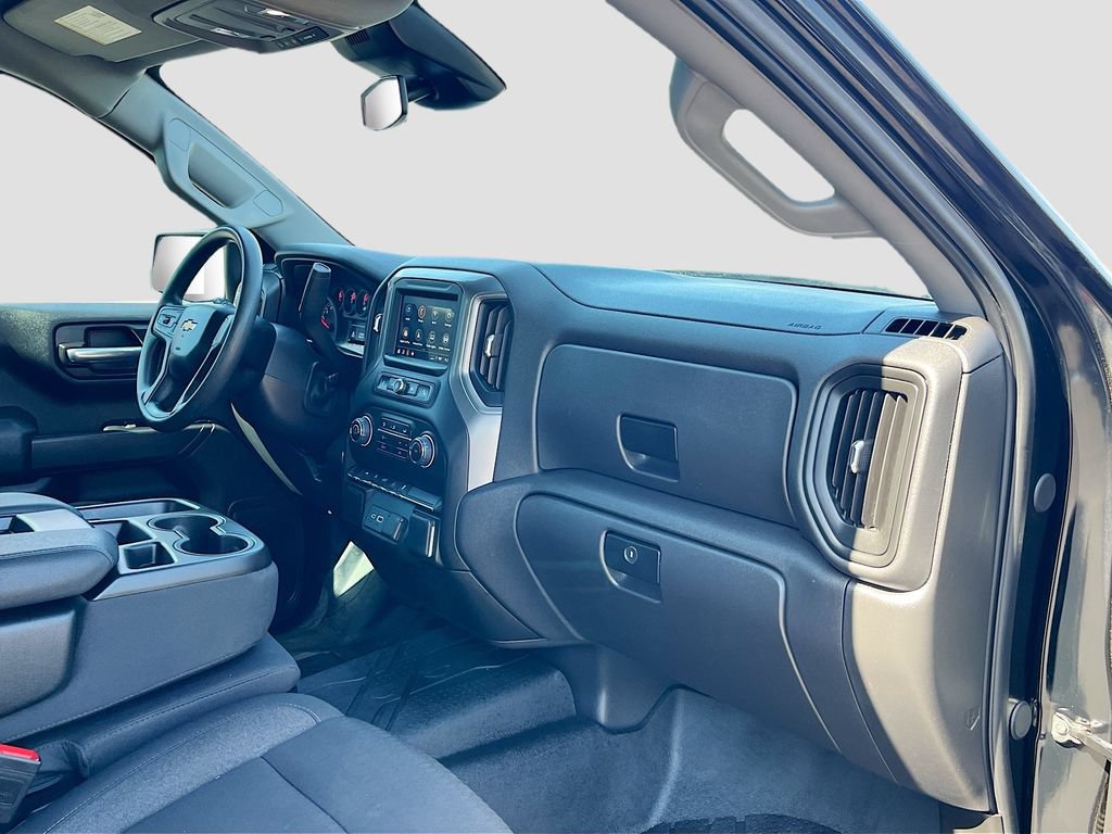 Used 2025 Chevrolet Silverado 1500 Custom AWD/4WD image 27