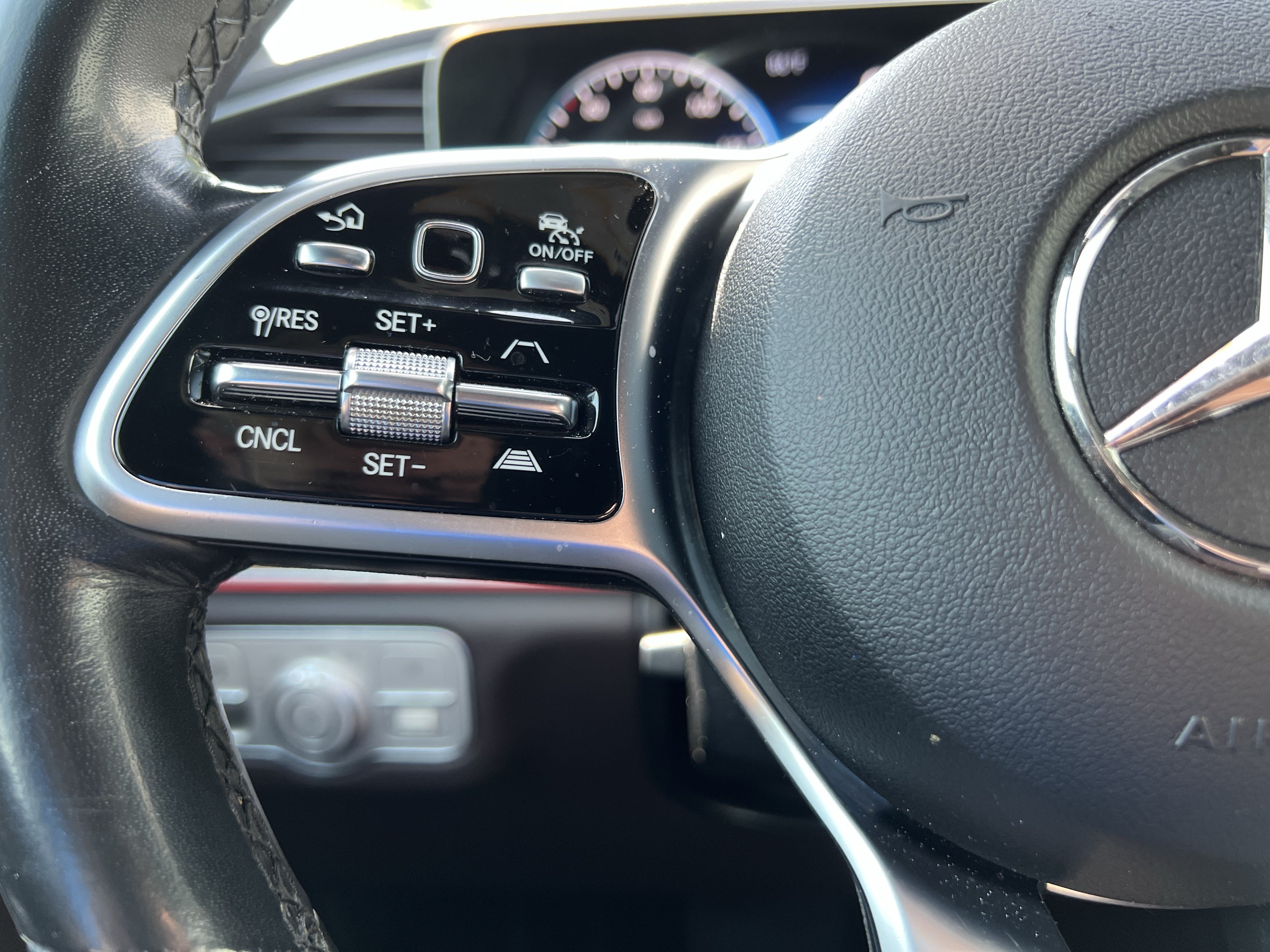 Certified 2022 Mercedes-Benz GLE 350 4MATIC image 19