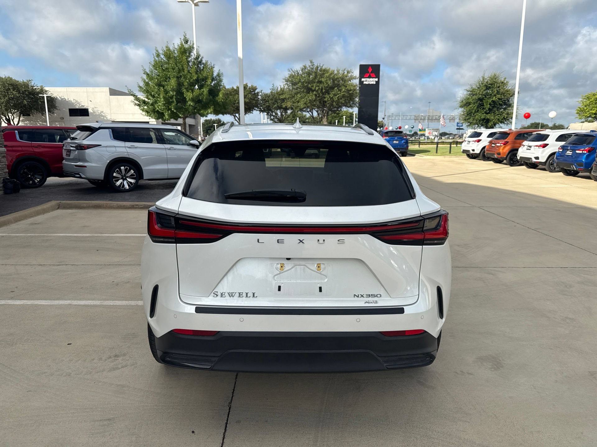 Used 2025 Lexus NX 350 AWD w/ Accessory Package (2T) image 4