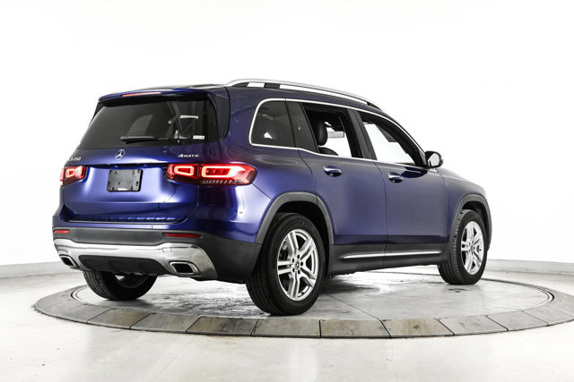 Used 2021 Mercedes-Benz GLB 250 4MATIC video 4