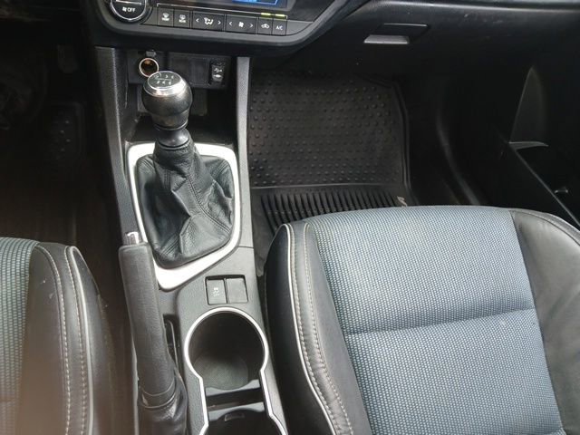 Used 2015 Toyota Corolla S image 33