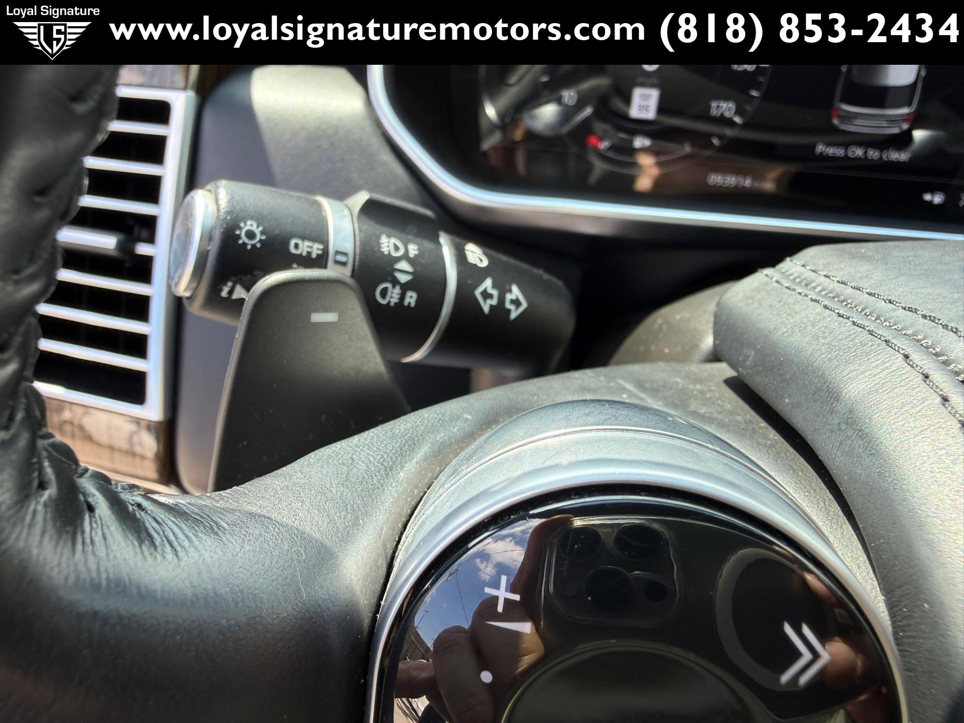 Used 2018 Land Rover Range Rover Supercharged AWD/4WD image 29