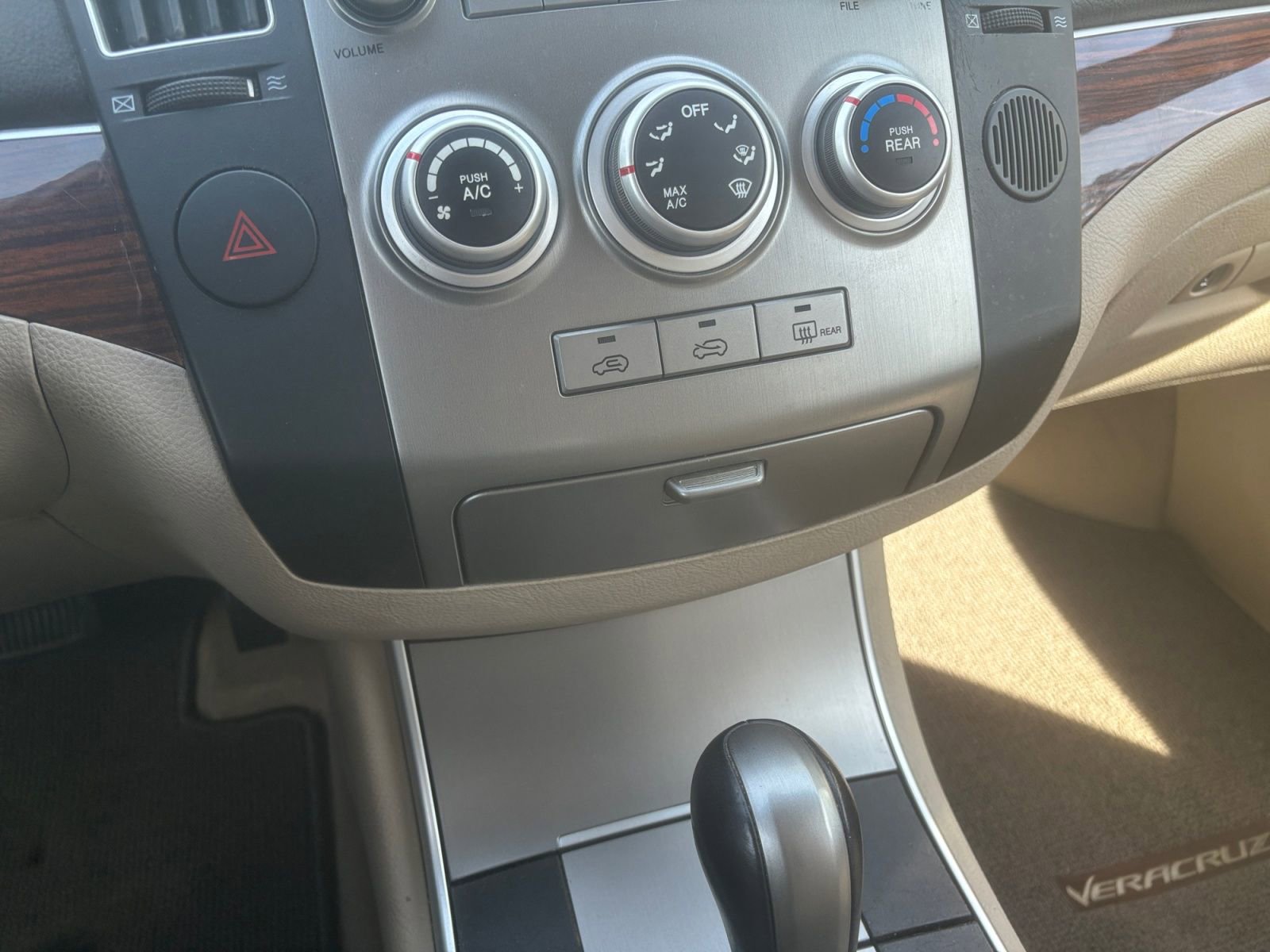 Used 2008 Hyundai Veracruz GLS image 27