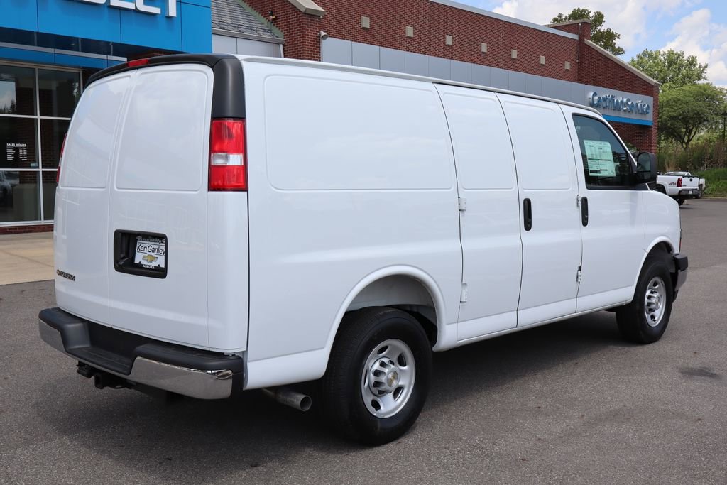 New 2025 Chevrolet Express 2500 w/ Driver Convenience Package image 27