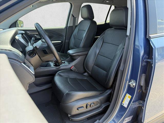 Used 2024 GMC Terrain SLT AWD/4WD image 11
