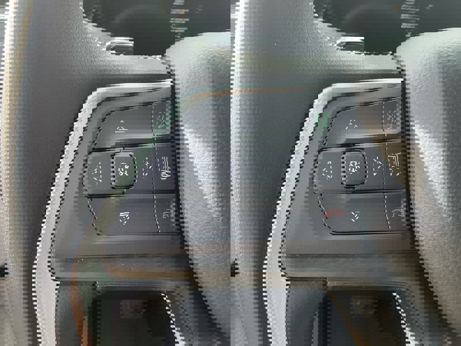 New 2025 Jeep Grand Cherokee Laredo w/ Luxury Tech Group I image 21