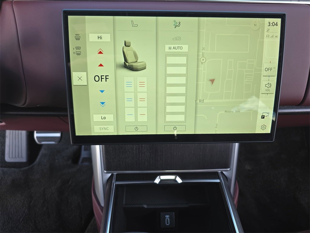 New 2026 Land Rover Range Rover SE image 25