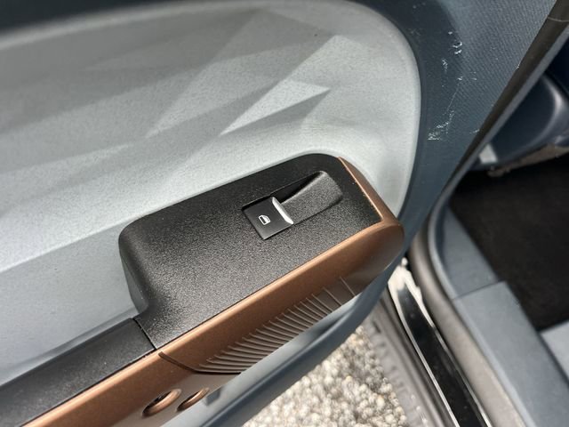 Used 2022 Ford Maverick Lariat image 34