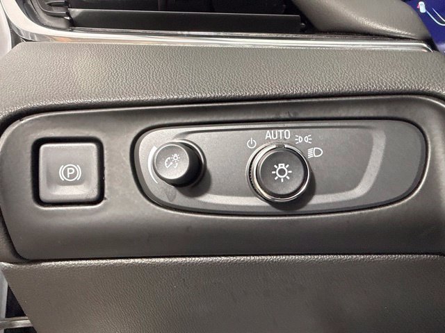Used 2021 Buick Enclave Avenir w/ Avenir Technology Package AWD/4WD image 19