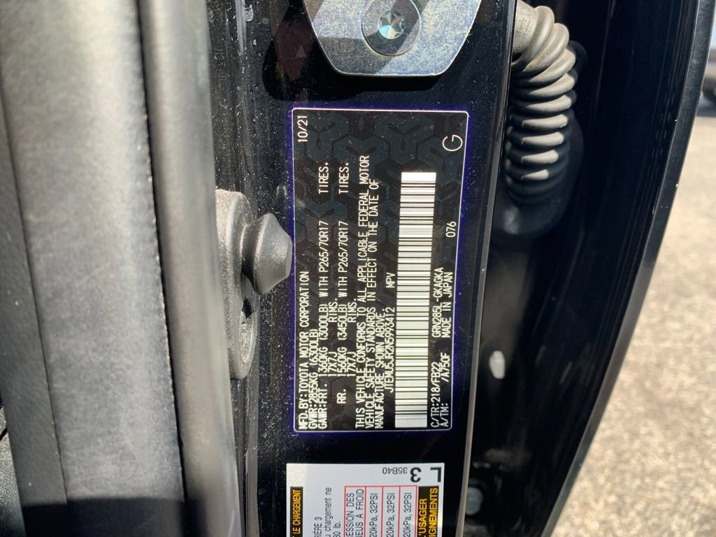 Used 2022 Toyota 4Runner SR5 image 35