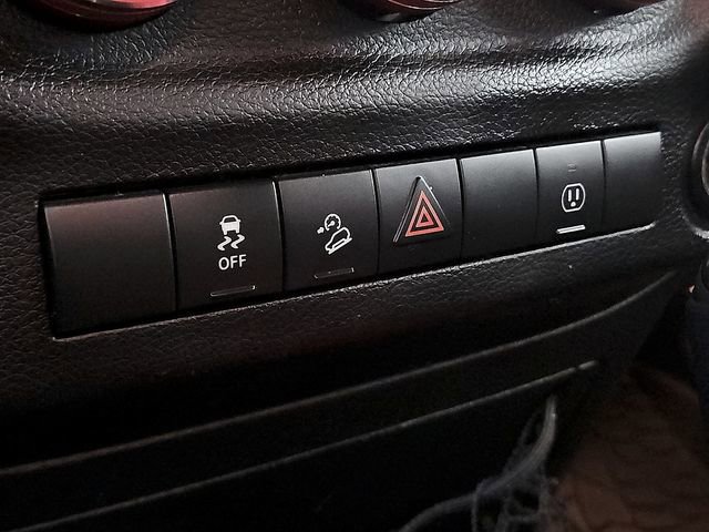 Used 2017 Jeep Wrangler Unlimited Sport image 25