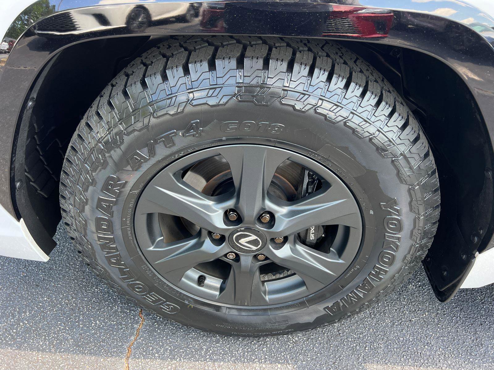 Used 2025 Lexus LX 700h Overtrail AWD/4WD image 12