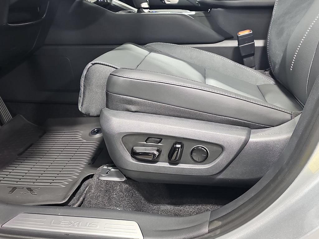 New 2026 Lexus TX 350 AWD image 28