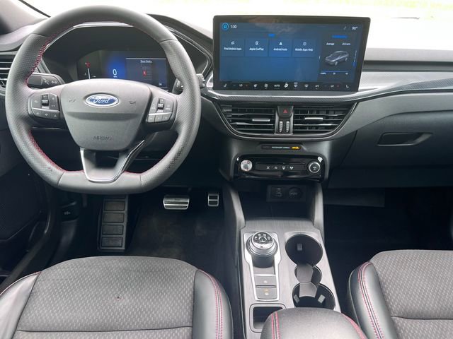 Certified 2024 Ford Escape ST-Line w/ Tech Pack #1 AWD/4WD image 3