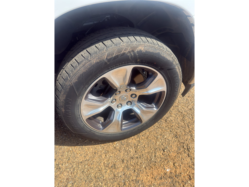 Used 2024 RAM 1500 Laramie RWD image 12