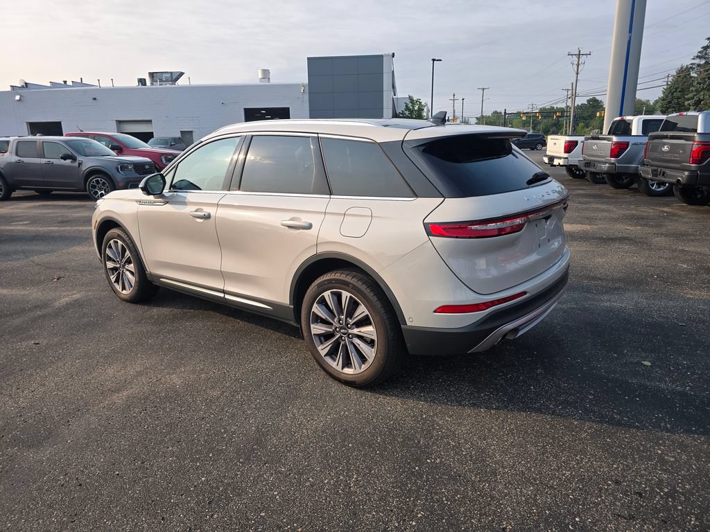 Used 2020 Lincoln Corsair Reserve w/ Equipment Group 201A AWD/4WD image 4