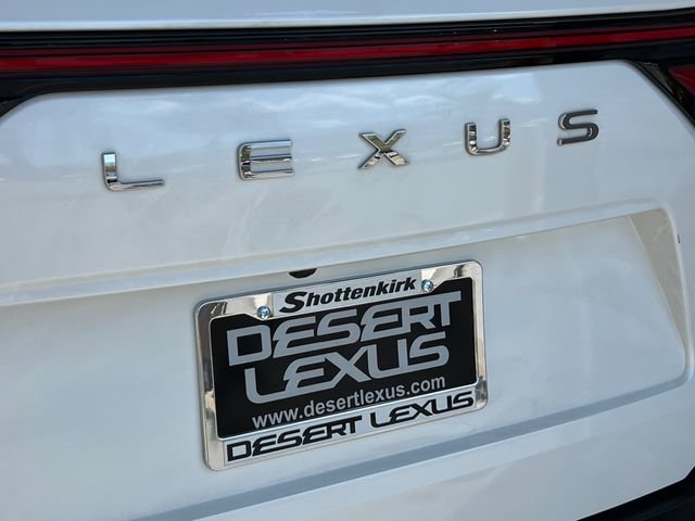Used 2023 Lexus LX 600 4WD w/ Appearance Package image 19