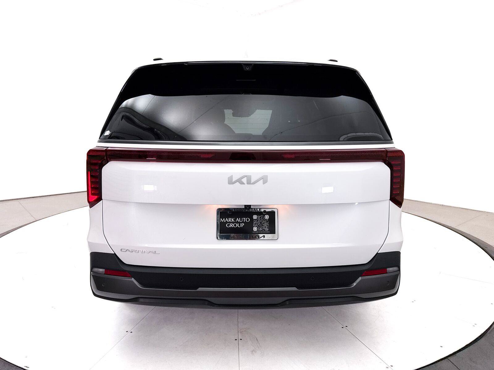 Used 2025 Kia Carnival SX Prestige FWD image 21