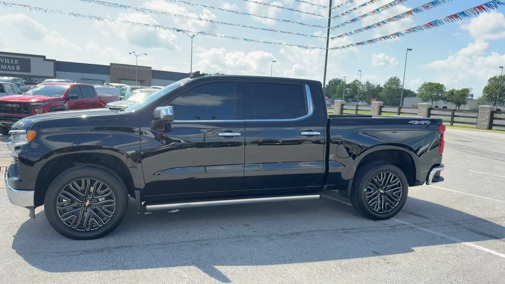 Used 2026 Chevrolet Silverado 1500 LTZ w/ LTZ Premium Package AWD/4WD image 3