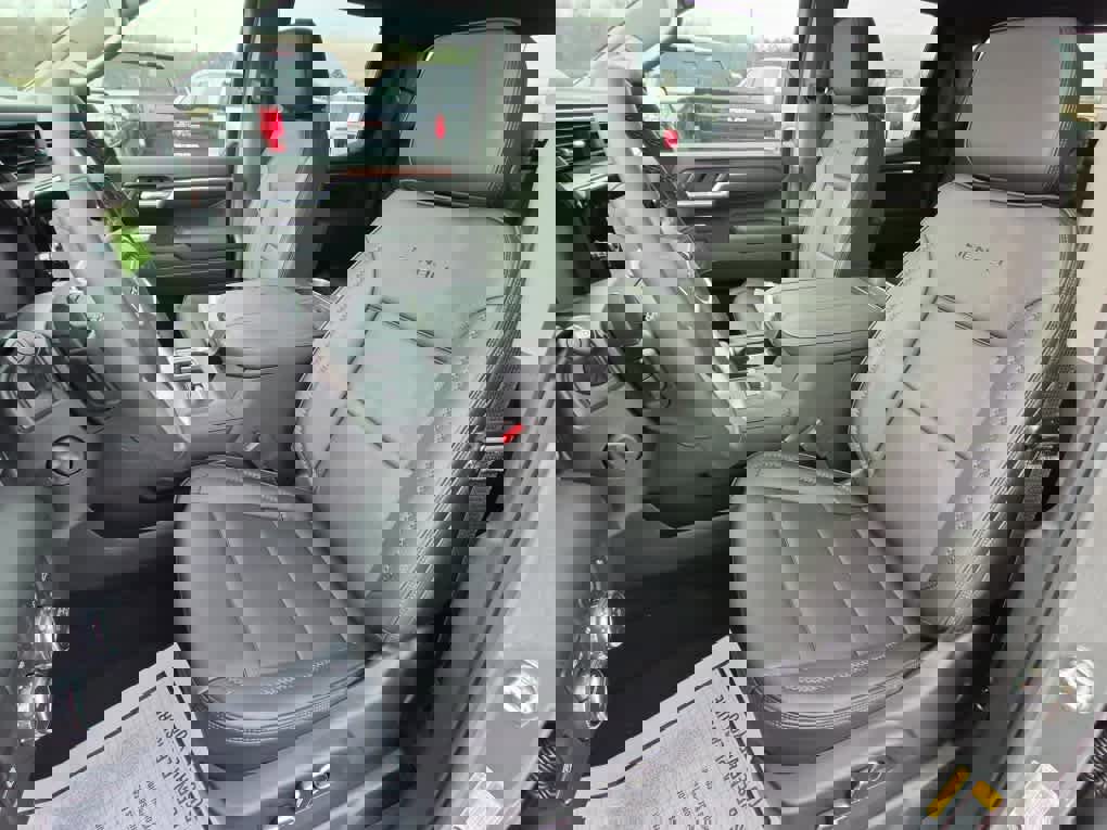 New 2026 GMC Sierra 1500 Denali w/ Denali Reserve Package image 11