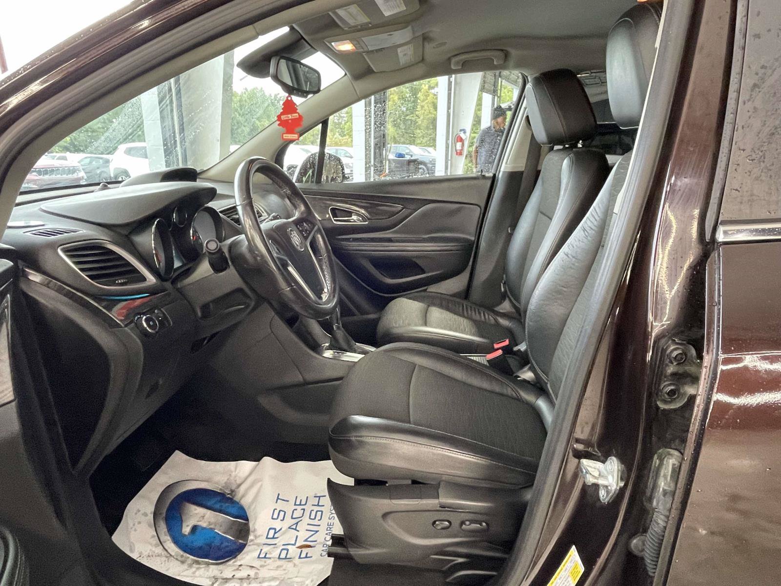 Used 2015 Buick Encore Convenience FWD image 14