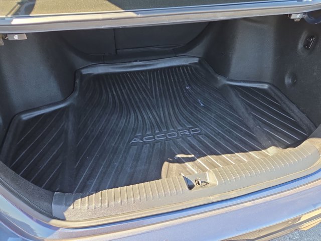 Used 2025 Honda Accord SE image 6