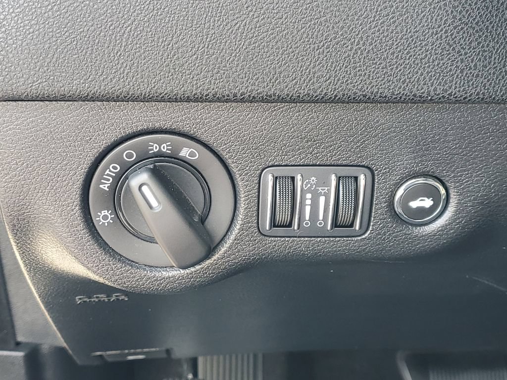 Certified 2023 Dodge Charger SXT RWD image 20