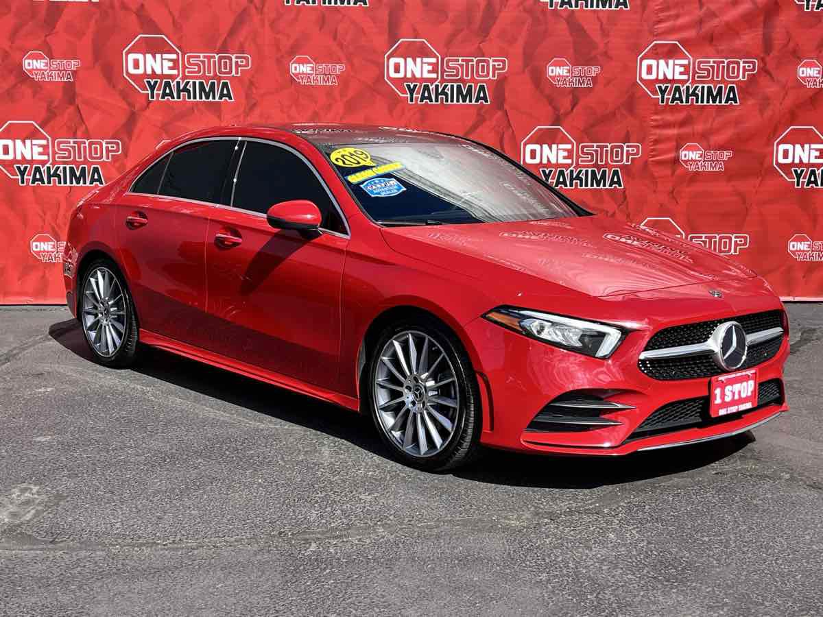 Used 2019 Mercedes-Benz A 220 4MATIC image 3