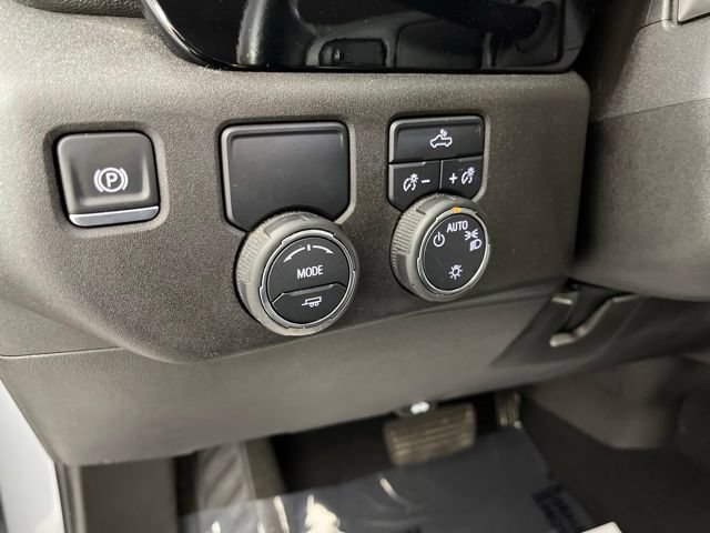 Used 2025 Chevrolet Silverado 1500 LT RWD image 33