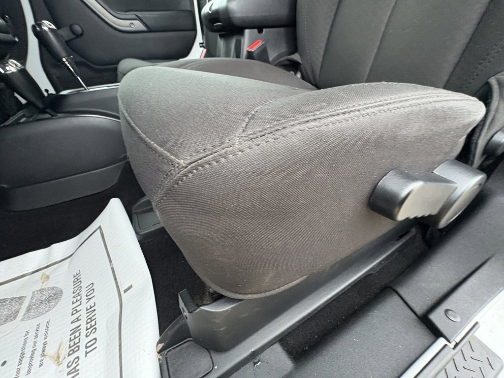 Used 2018 Jeep Wrangler Willys Wheeler image 21