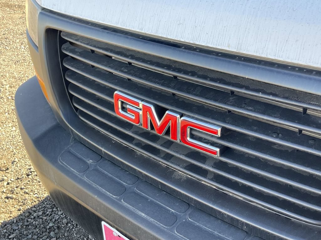 New 2025 GMC Savana 2500 Extended w/ Driver Convenience Package RWD image 30