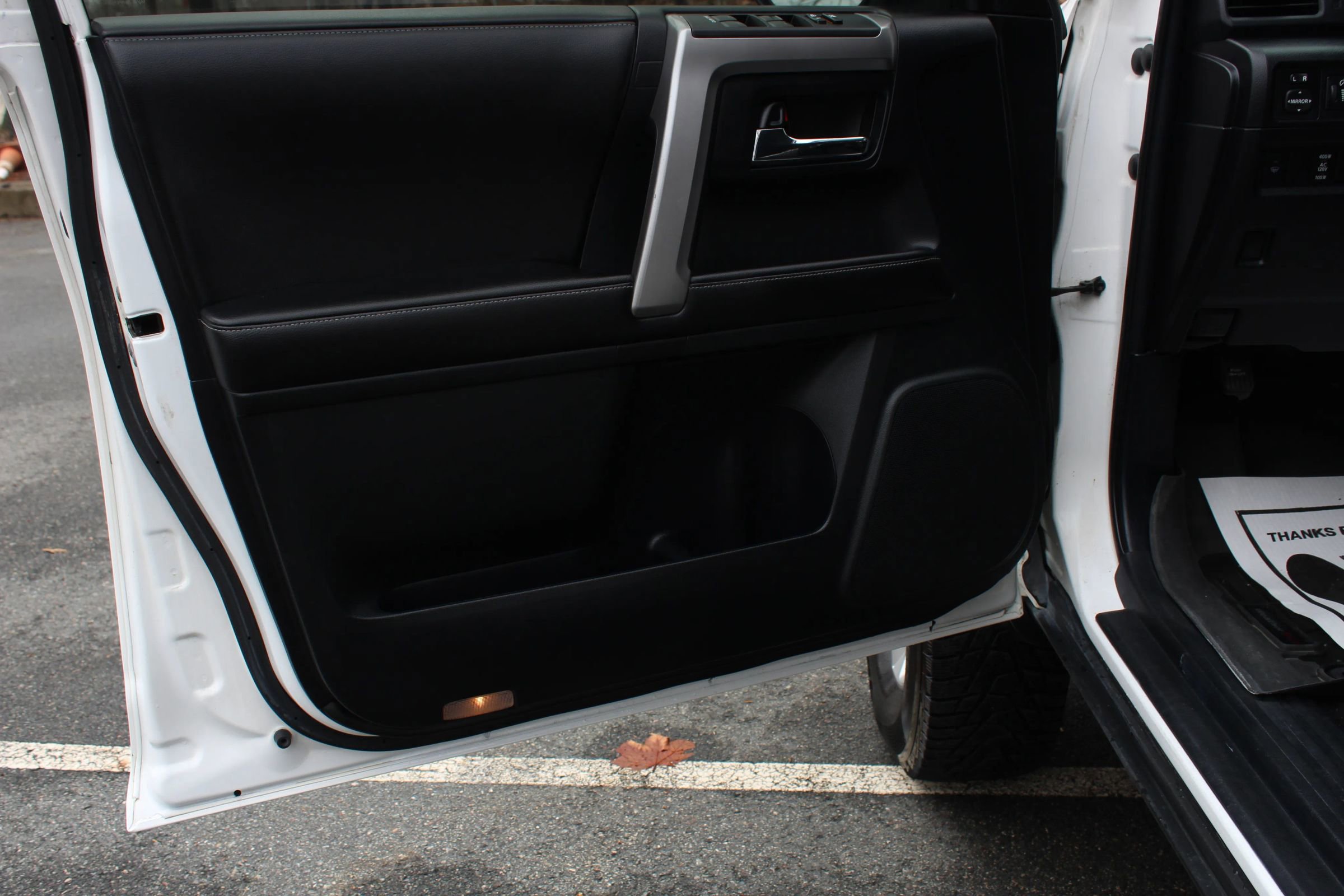 Used 2015 Toyota 4Runner SR5 image 12