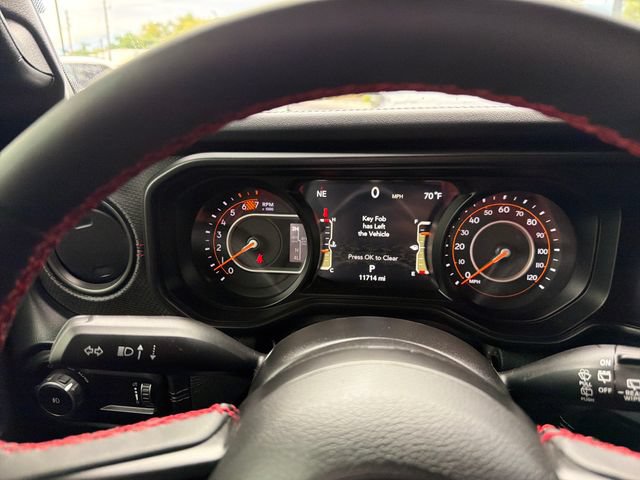 Used 2024 Jeep Wrangler Unlimited Rubicon AWD/4WD image 15