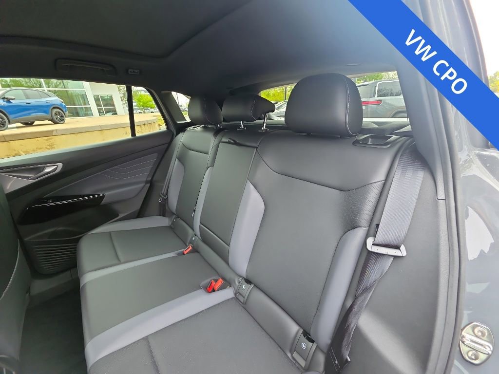 Certified 2023 Volkswagen ID.4 Pro S AWD/4WD image 22