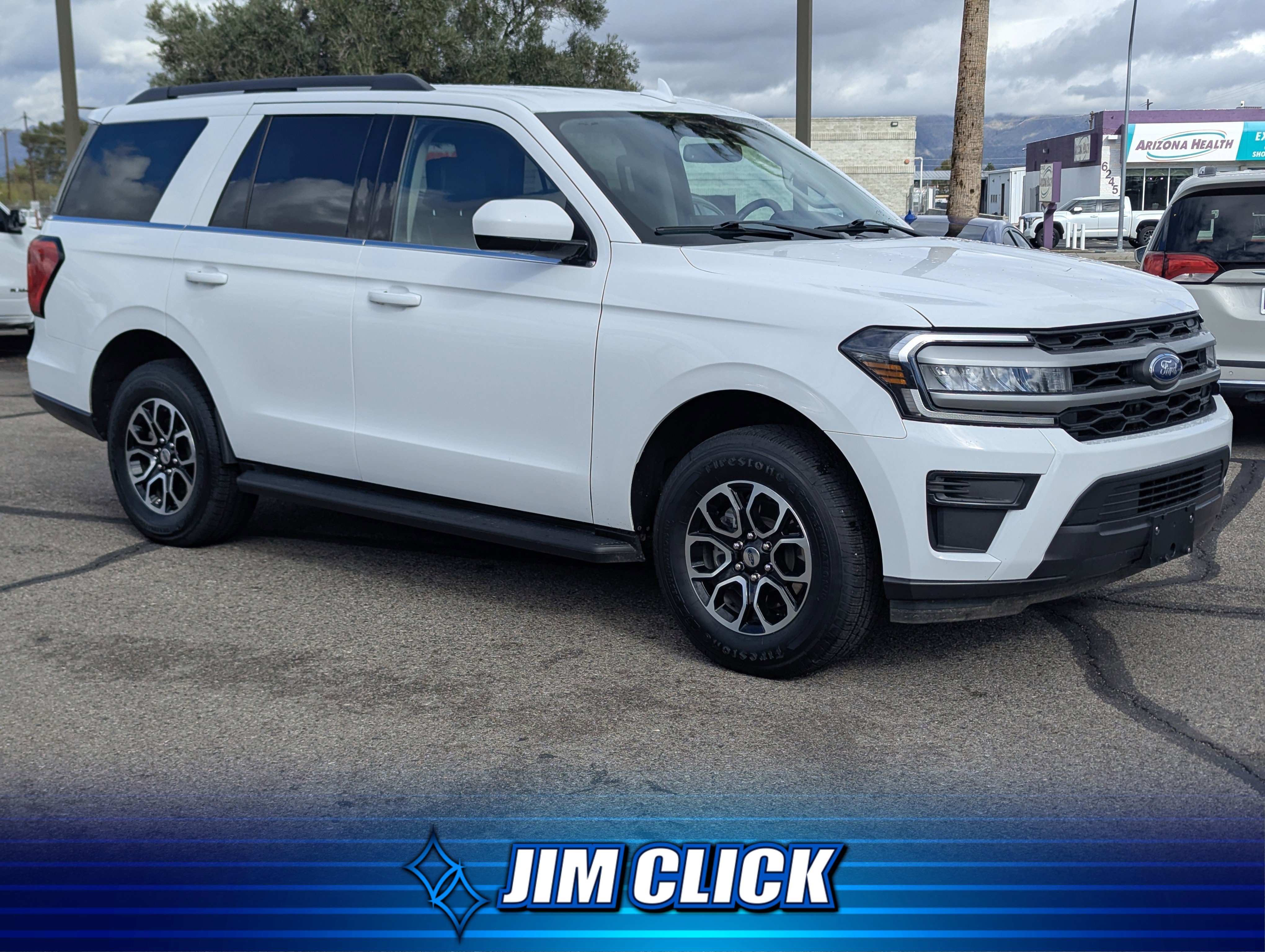 Used 2024 Ford Expedition XLT