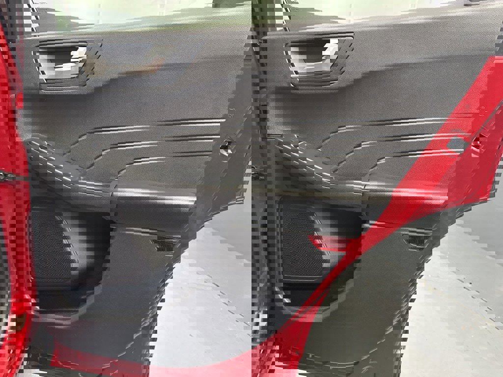 Used 2022 Ford Escape SEL image 30