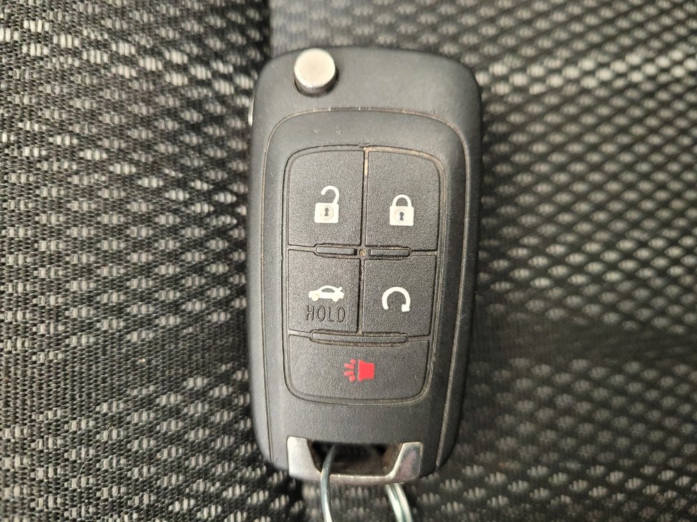 Used 2018 Chevrolet Sonic LT image 32